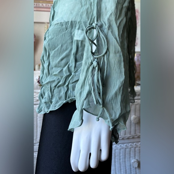 Zara Blouse Tie Front closure Sheer Viscose Long sleeves Green color Size M NWT - Picture 7 of 10